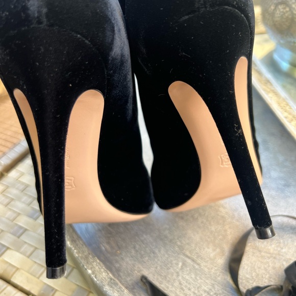 GIANVITO ROSSI Velvet black booties peep toe heels - Picture 5 of 10